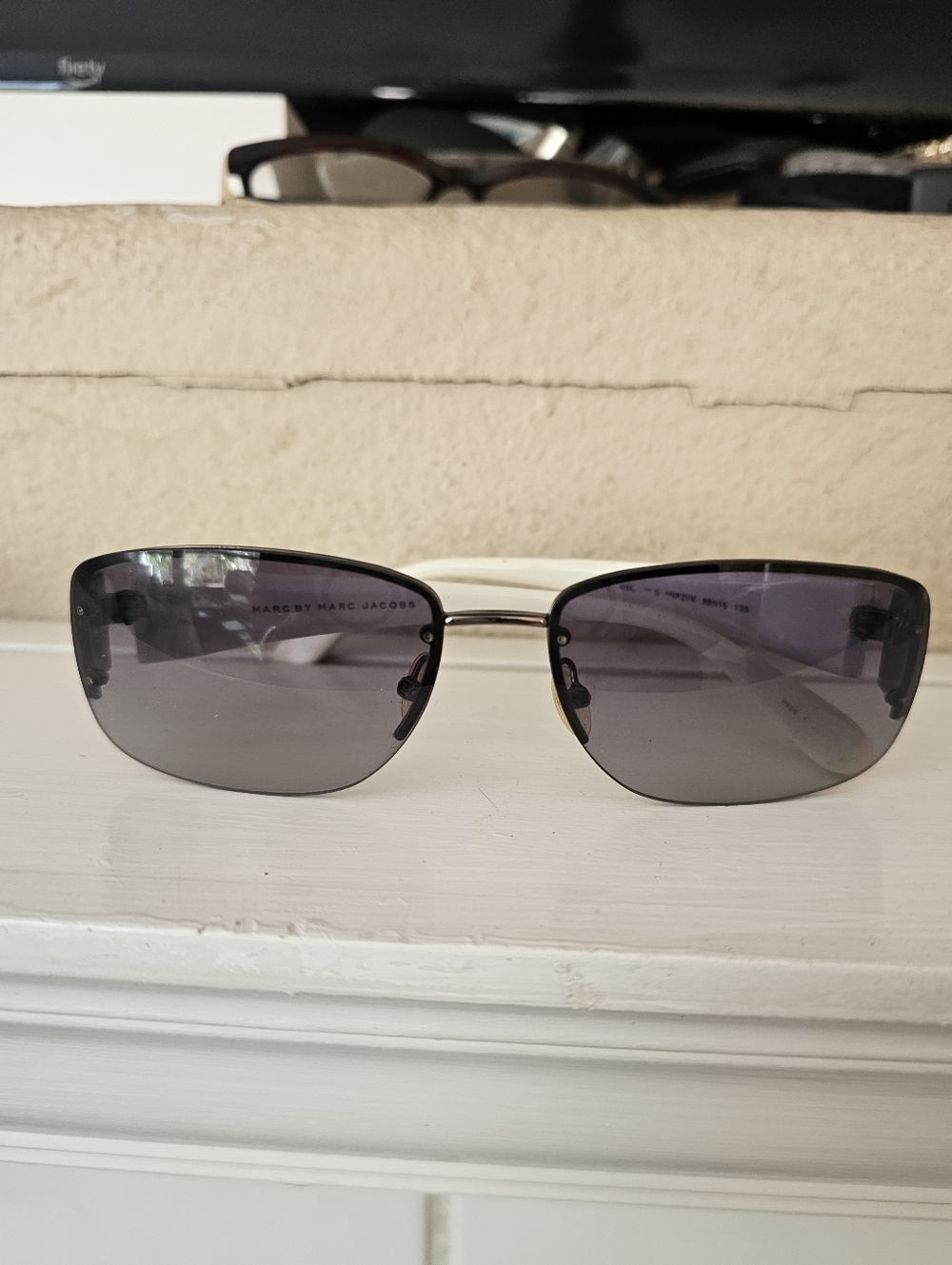 Marc By Marc Jacobs Rimless Sunglasses - Black/Gunmetal